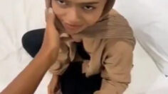 UKHTY Minta Crot Di Mukaa.jpg